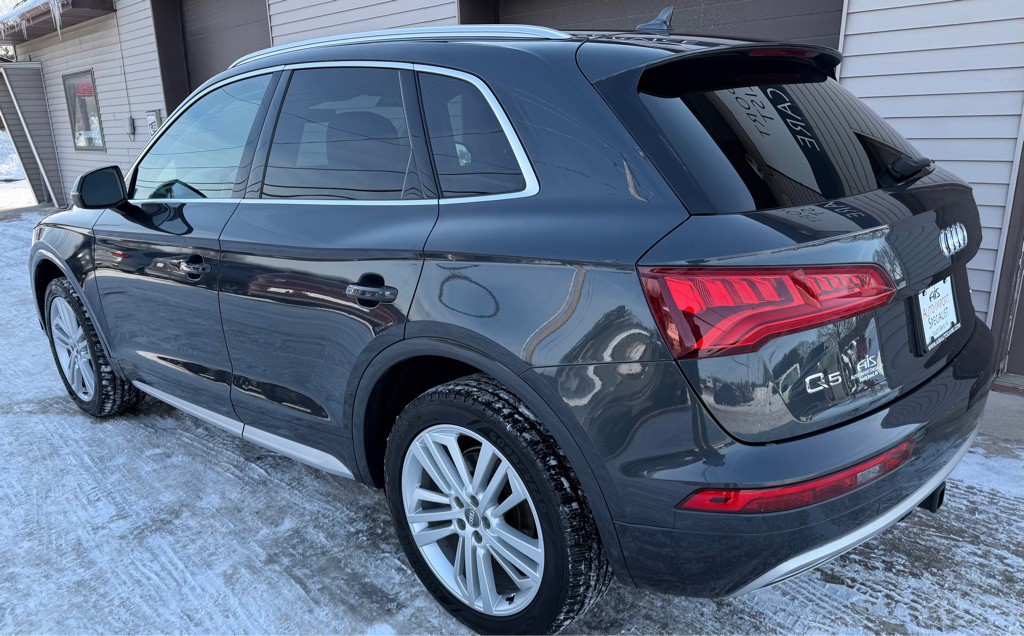2020 Audi Q5 Image 8