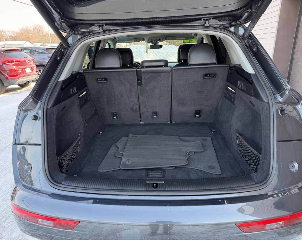 2020 Audi Q5 Image 9