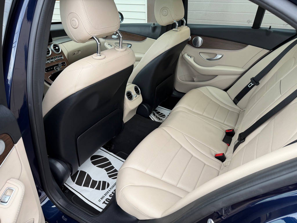 2019 Mercedes-Benz C-Class Image 5