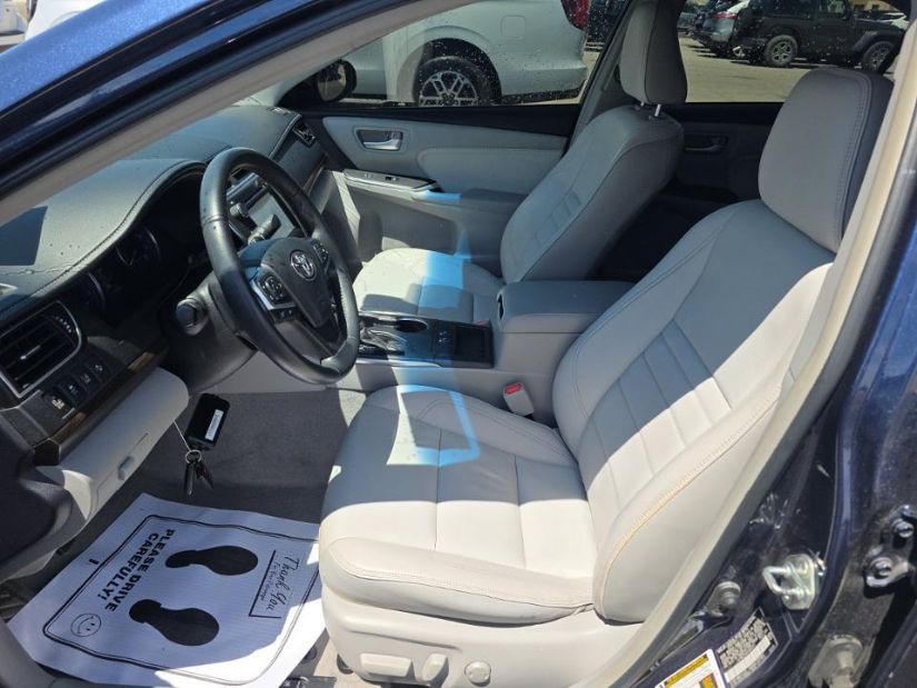2015 Toyota Camry Image 3