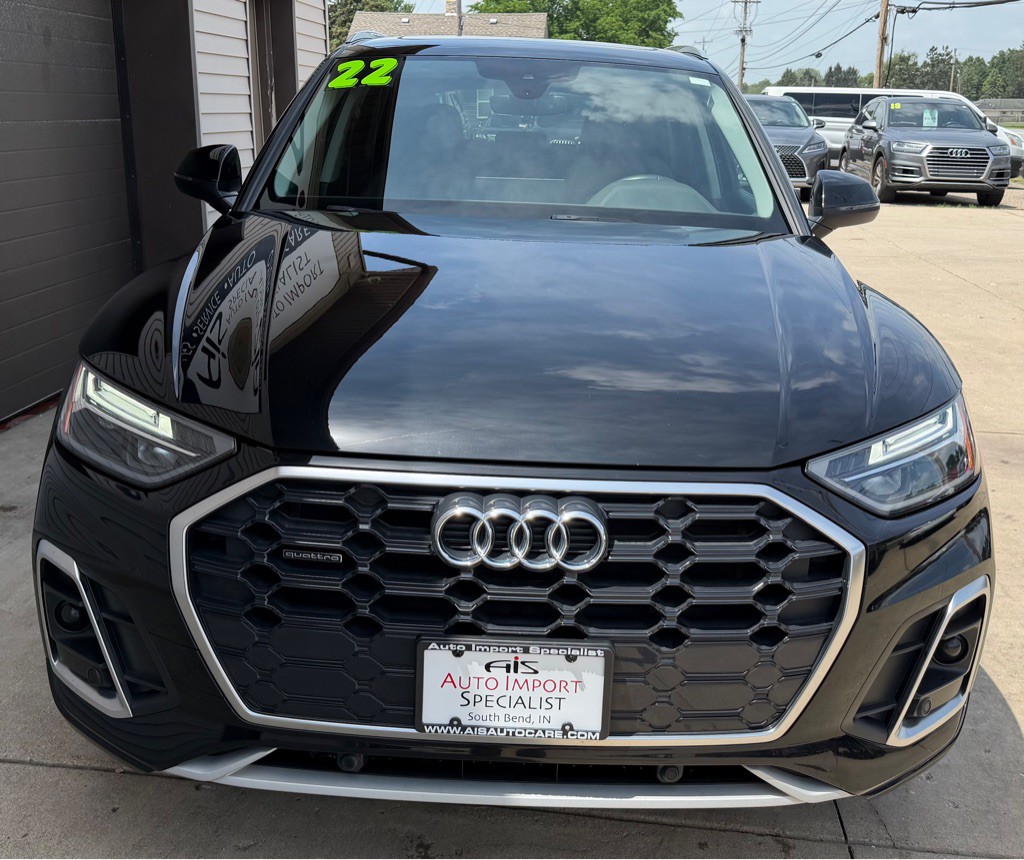 2022 Audi Q5 Image 2