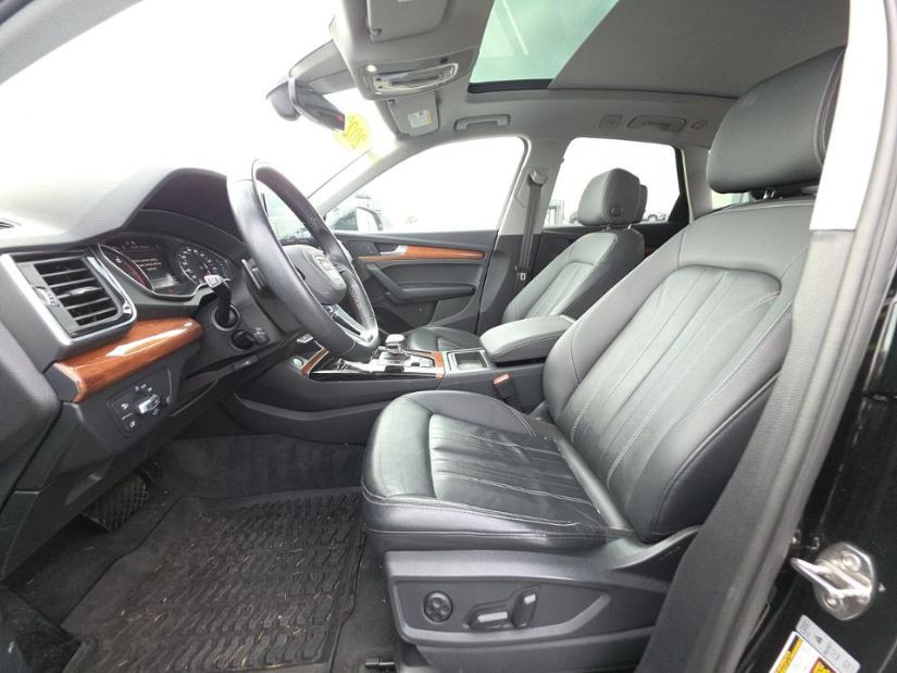 2022 Audi Q5 Image 8