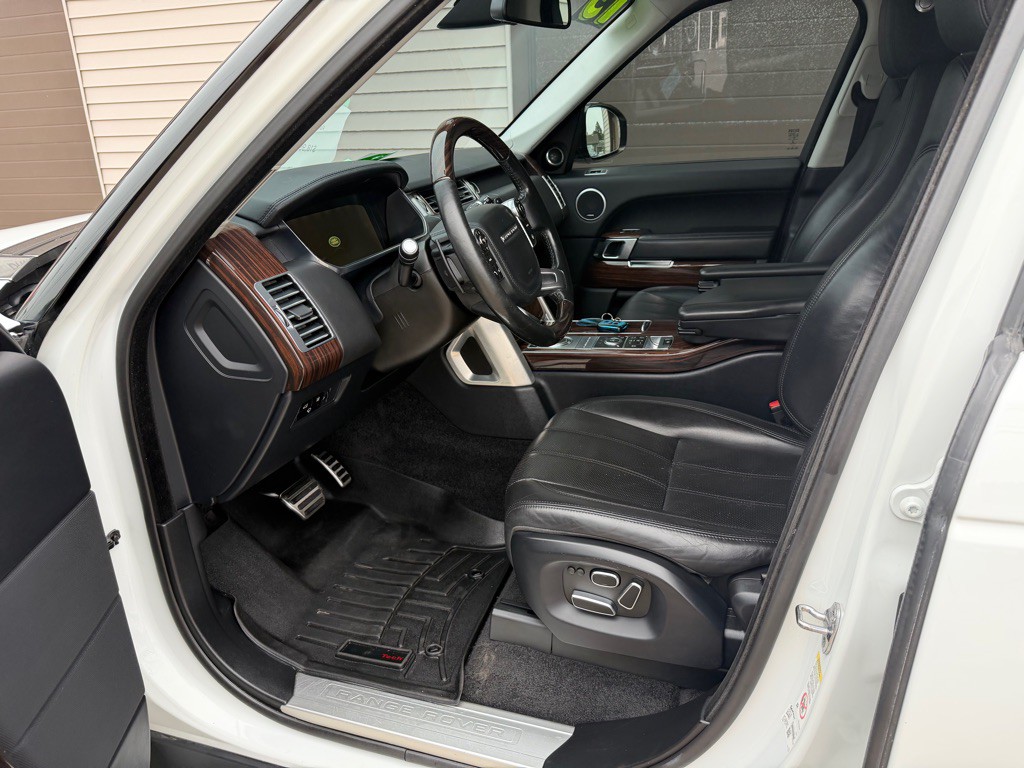 2015 Land Rover Range Rover Image 7