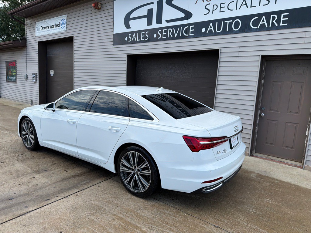 2020 Audi A6 Image 2
