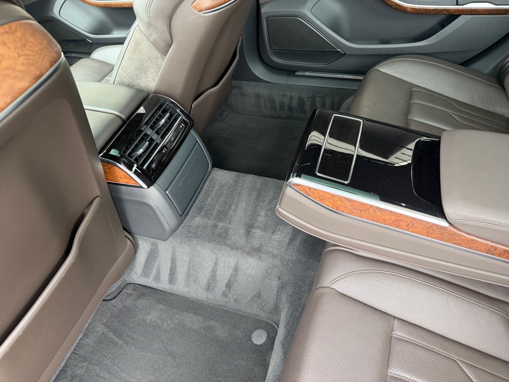 2019 Audi A8 Image 6