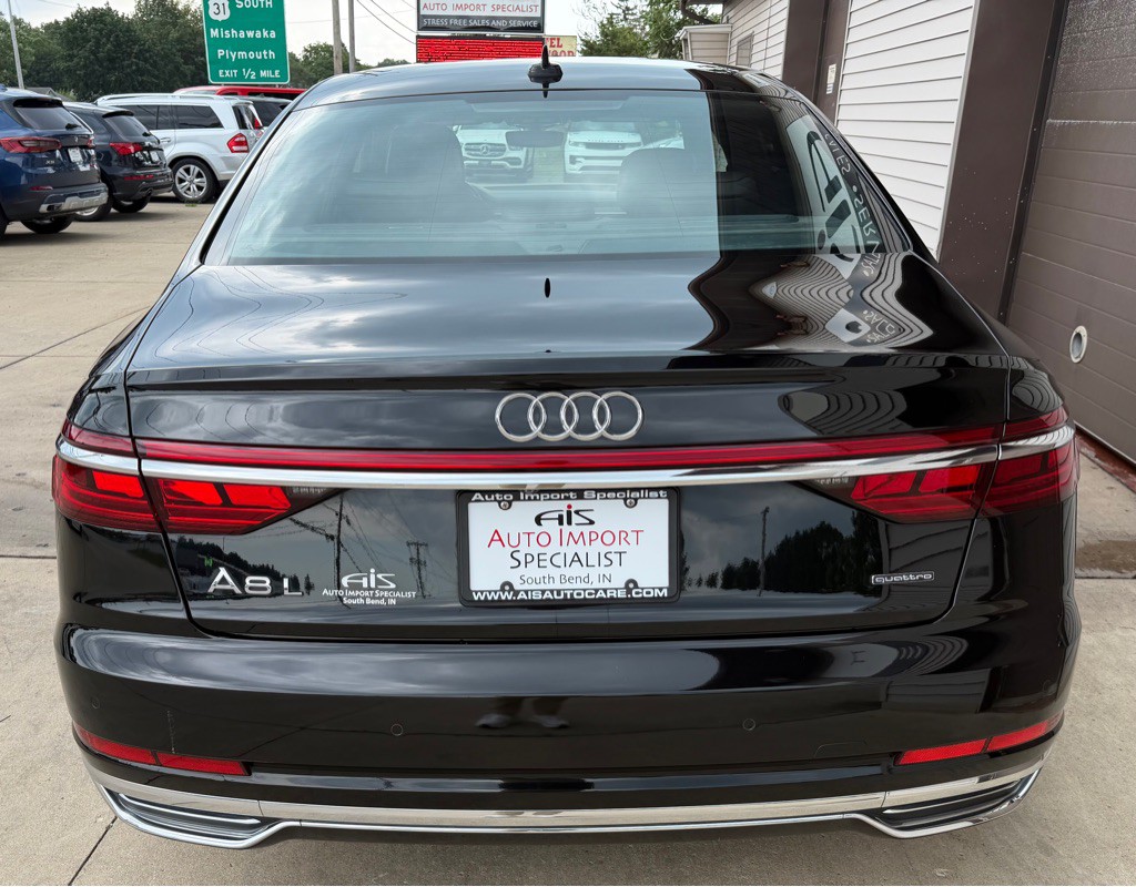 2019 Audi A8 Image 9