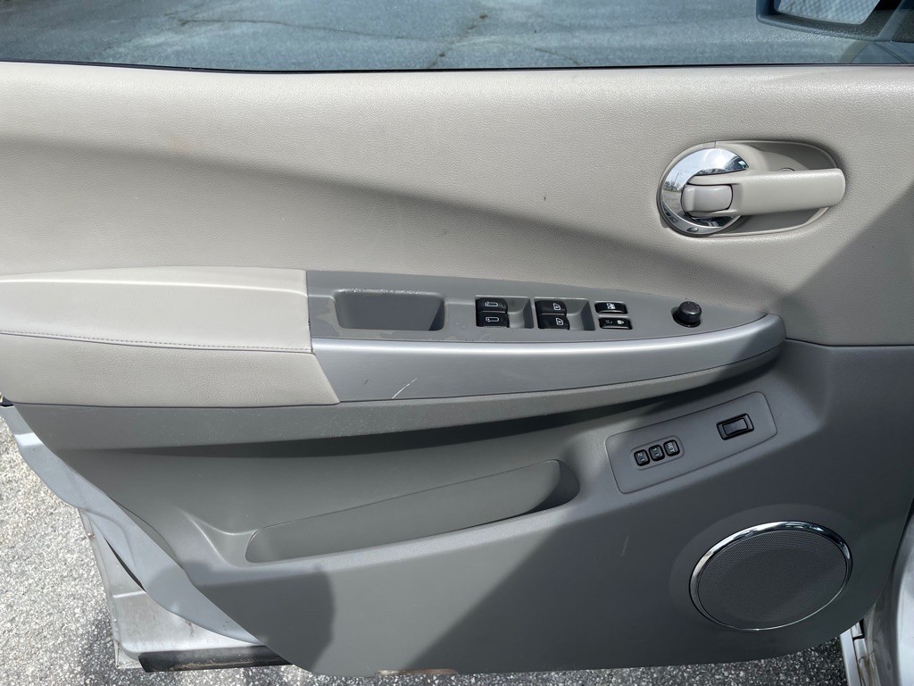 2007 Nissan Quest Image 11