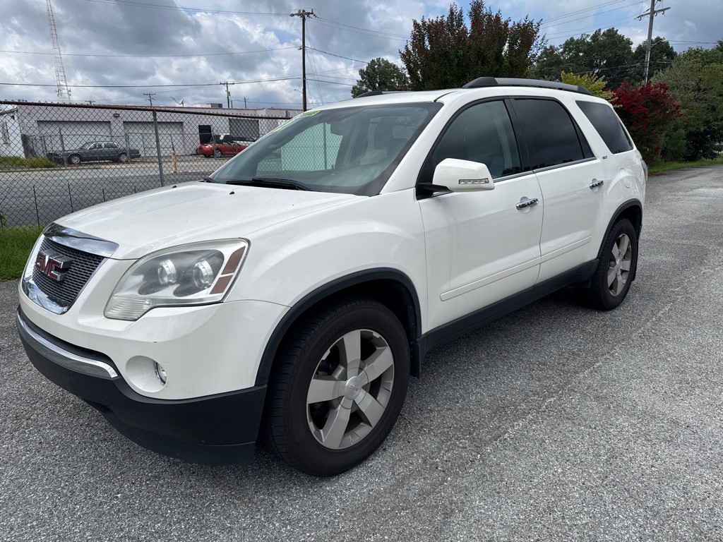 2012 GMC Acadia Image 2
