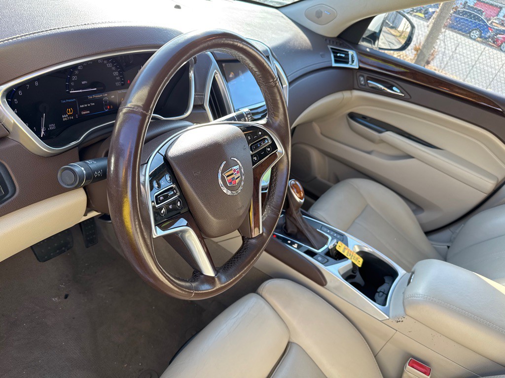 2013 Cadillac SRX Image 12