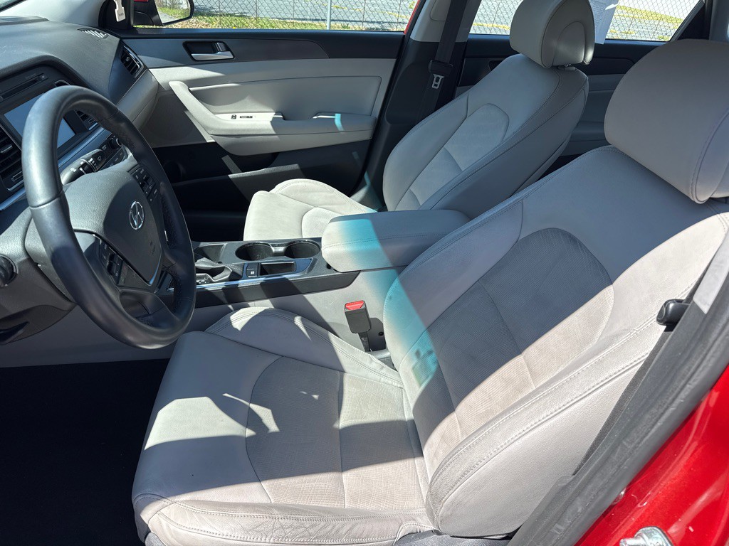 2017 Hyundai Sonata Image 10