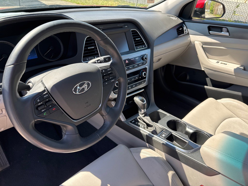 2017 Hyundai Sonata Image 11