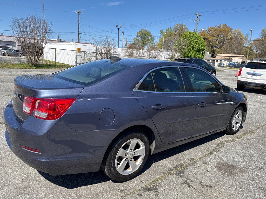 2015 Chevrolet Malibu Image 7
