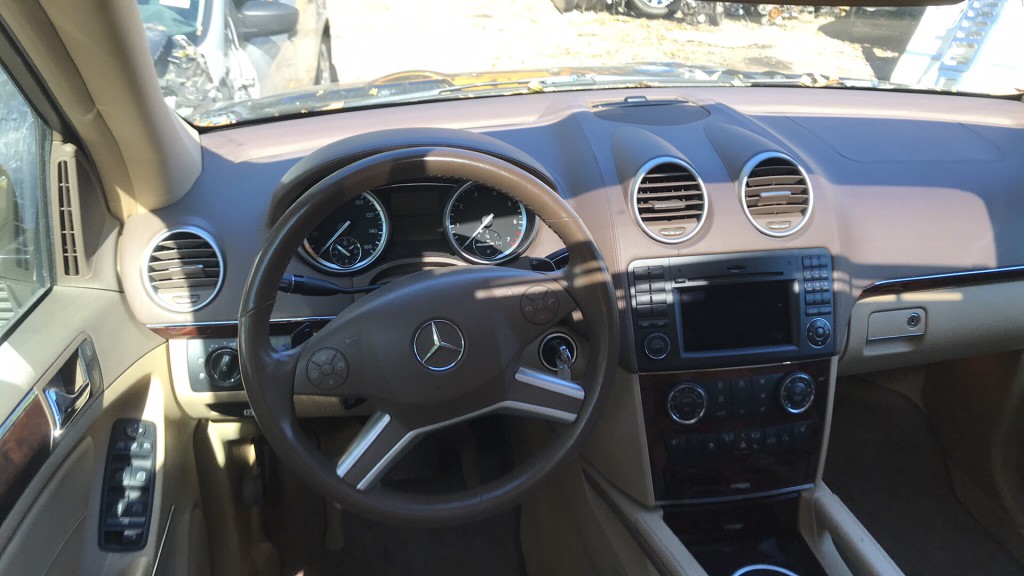 2012 Mercedes-Benz GL-Class Image 5