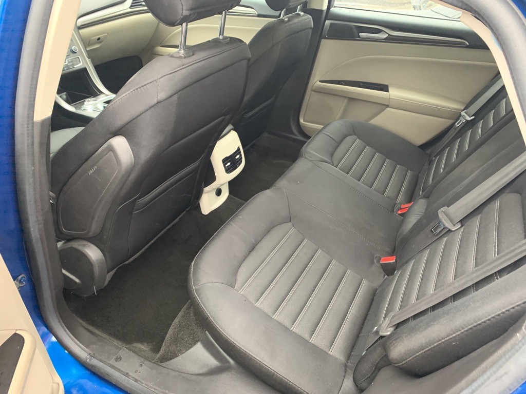 2017 Ford Fusion Image 5