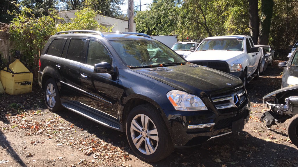 2012 Mercedes-Benz GL-Class Image 1
