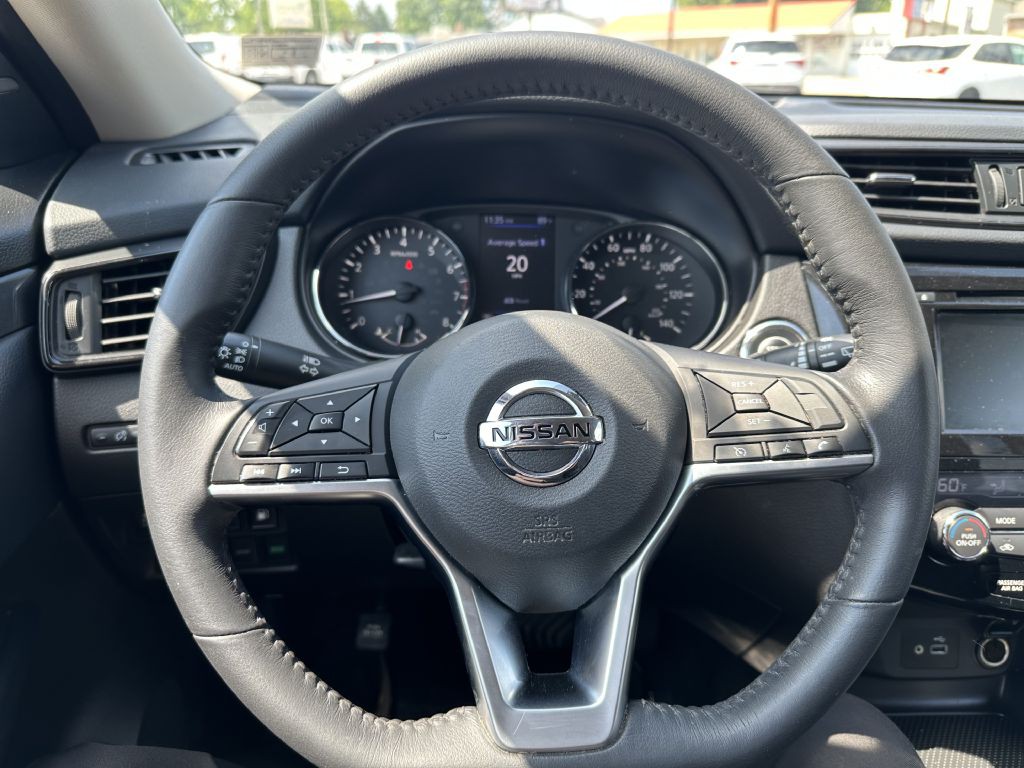 2018 Nissan Rogue Image 10