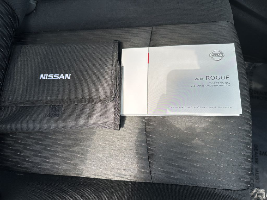 2018 Nissan Rogue Image 31