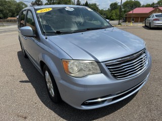 Image for 2013 Chrysler Town & Country Touring ID: 6683590