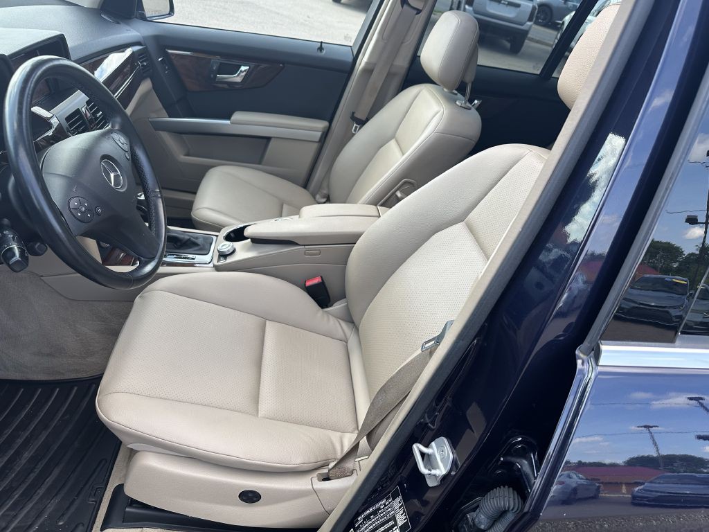 2011 Mercedes-Benz GLK-Class Image 12