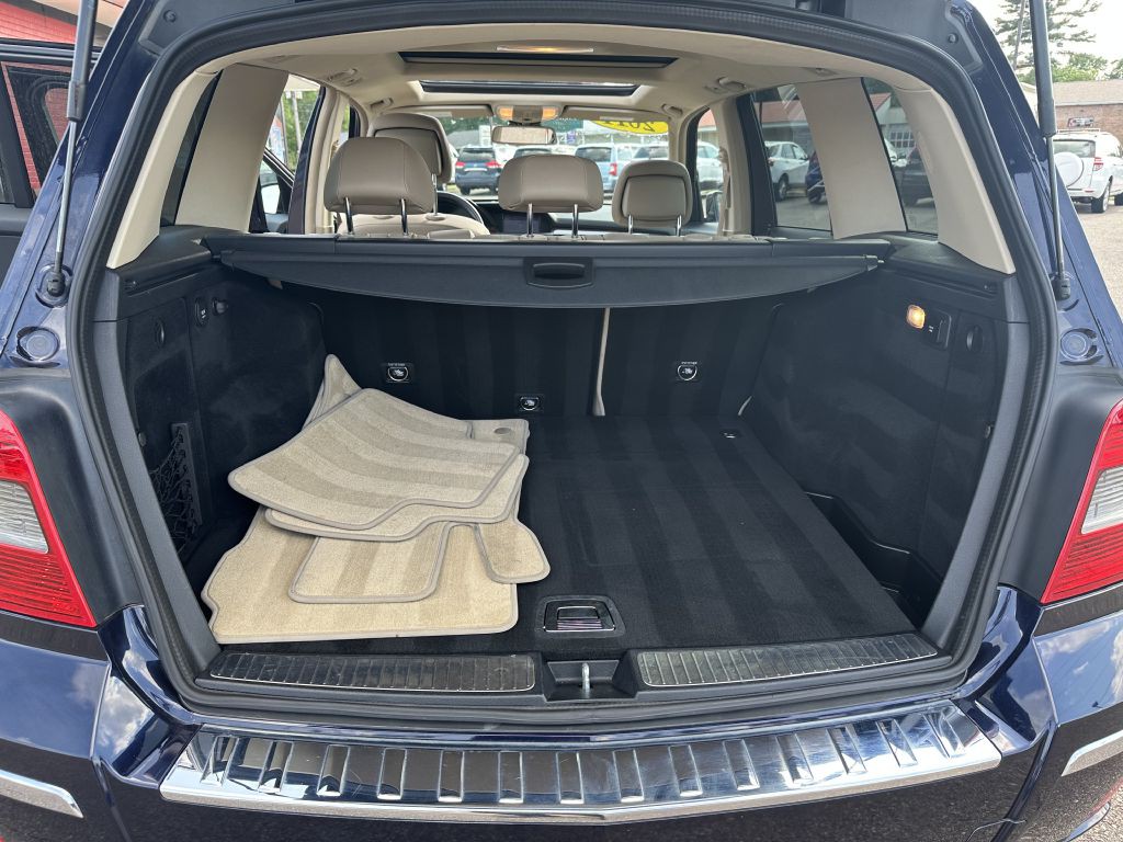 2011 Mercedes-Benz GLK-Class Image 15