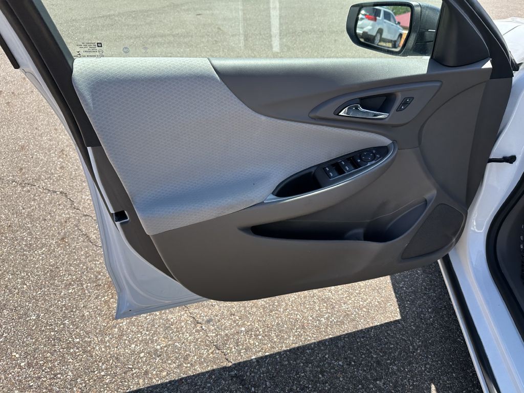 2019 Chevrolet Malibu Image 20