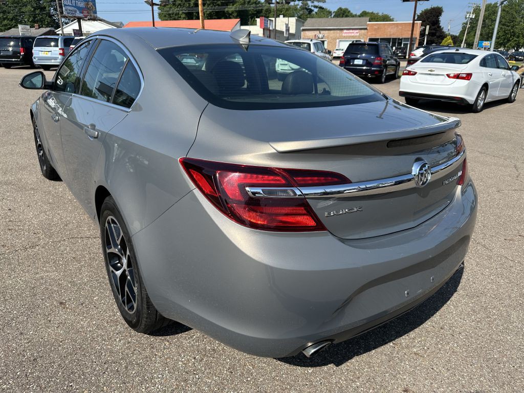 2017 Buick Regal Image 4