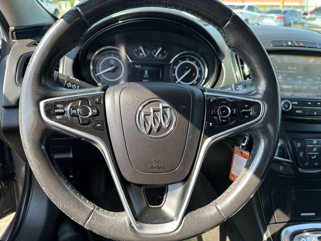 2017 Buick Regal Image 11