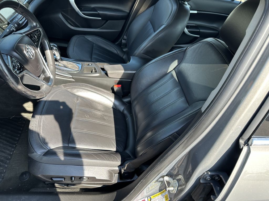 2017 Buick Regal Image 12