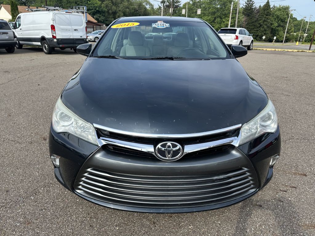 2015 Toyota Camry Image 3