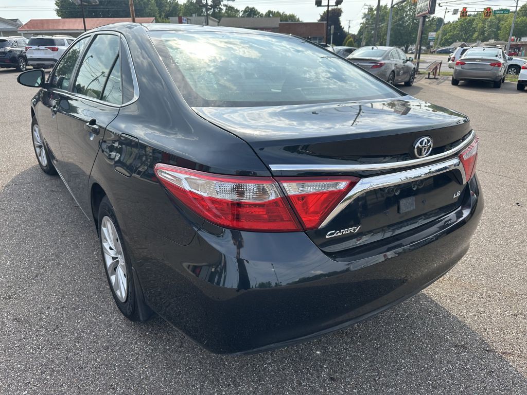 2015 Toyota Camry Image 4