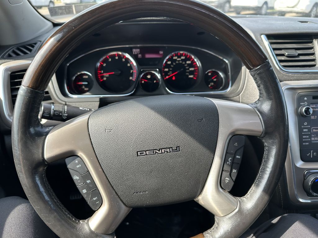 2015 GMC Acadia Image 10