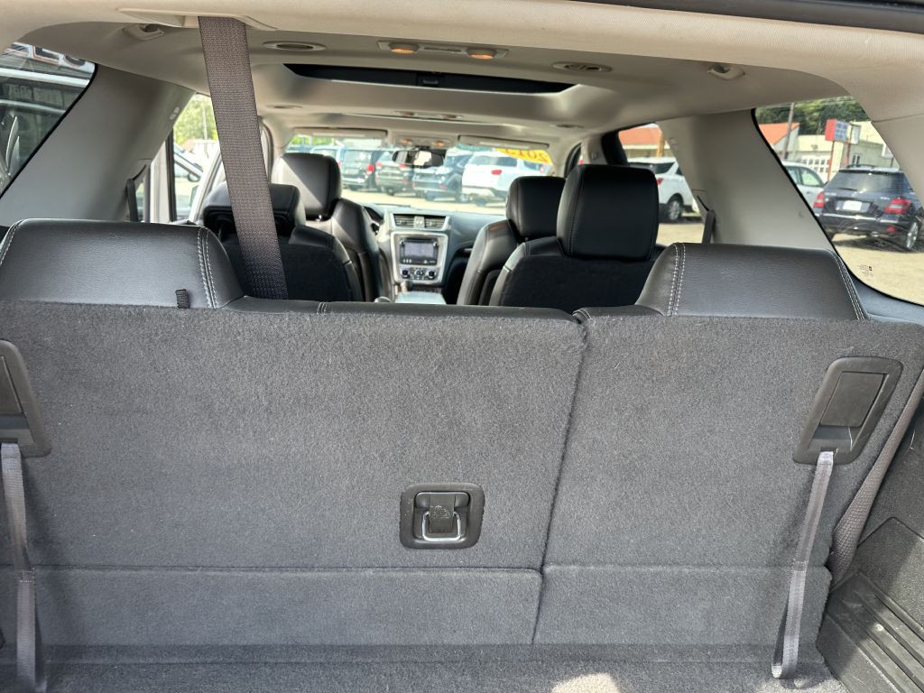 2015 GMC Acadia Image 17