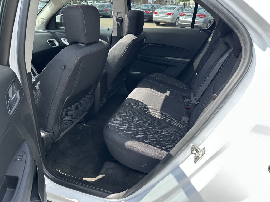 2015 Chevrolet Equinox Image 14