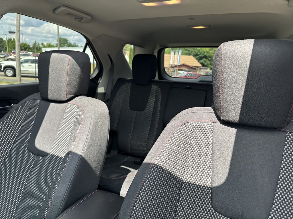 2015 Chevrolet Equinox Image 17