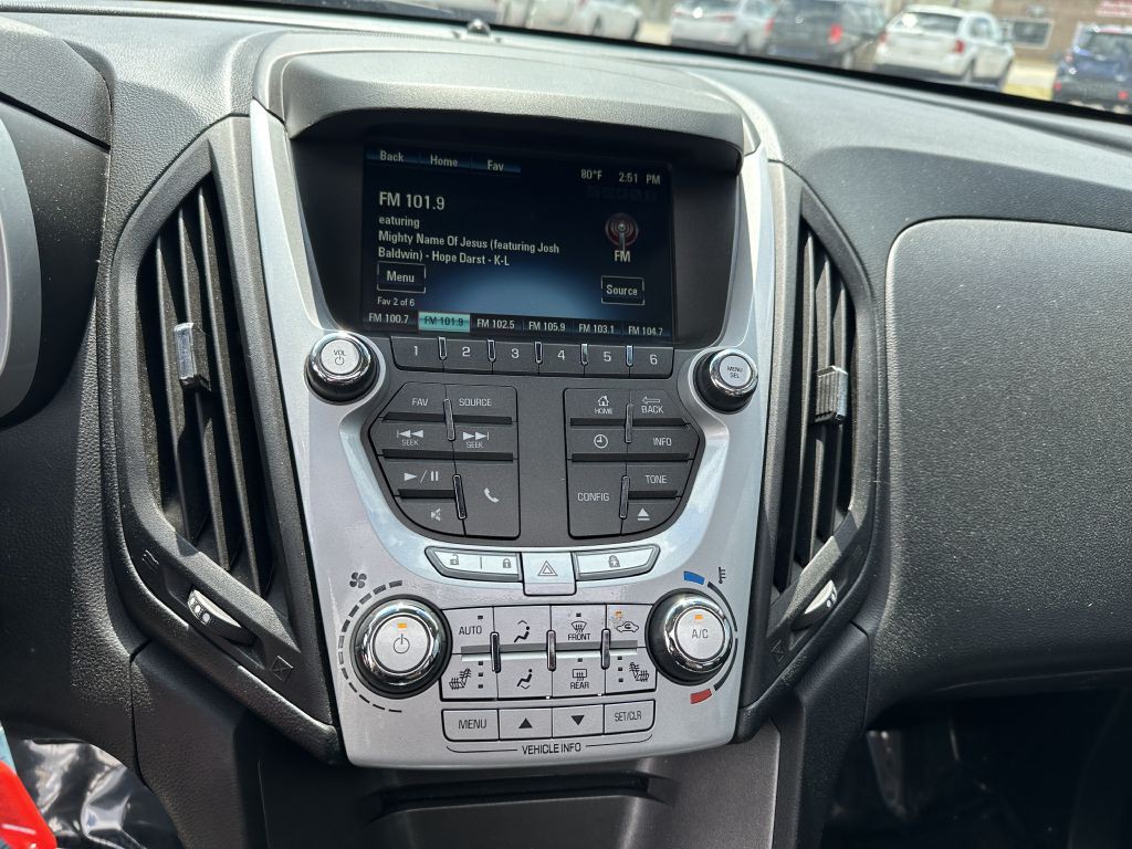 2015 Chevrolet Equinox Image 18