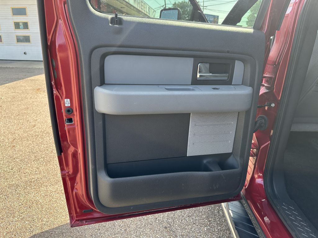 2014 Ford F-150 Image 19