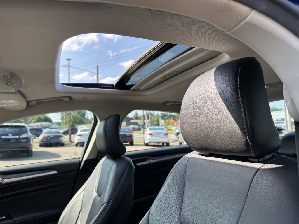2016 Ford Fusion Image 12