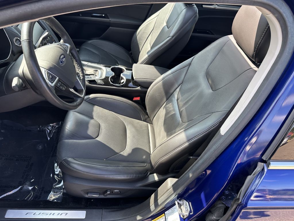 2016 Ford Fusion Image 13