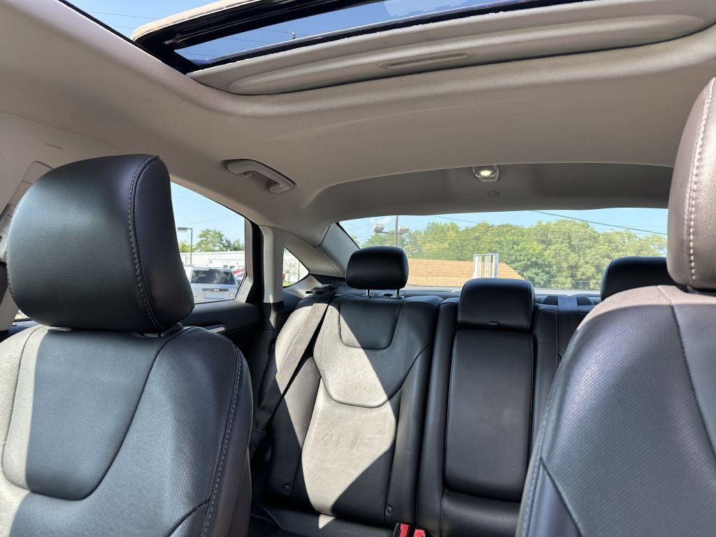2016 Ford Fusion Image 16