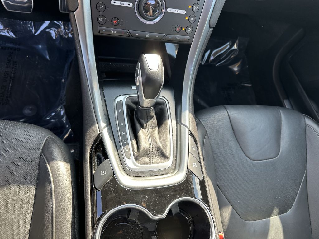 2016 Ford Fusion Image 18