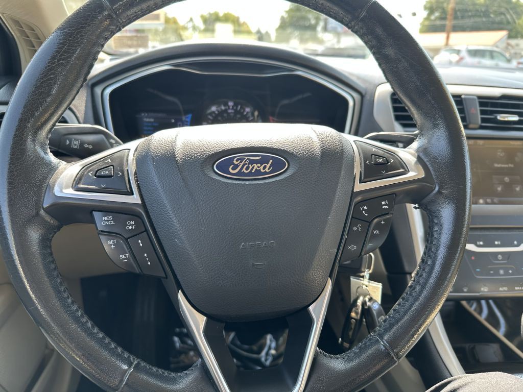 2013 Ford Fusion Image 10