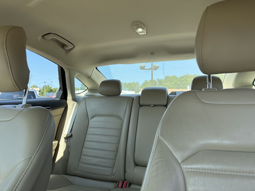 2013 Ford Fusion Image 16