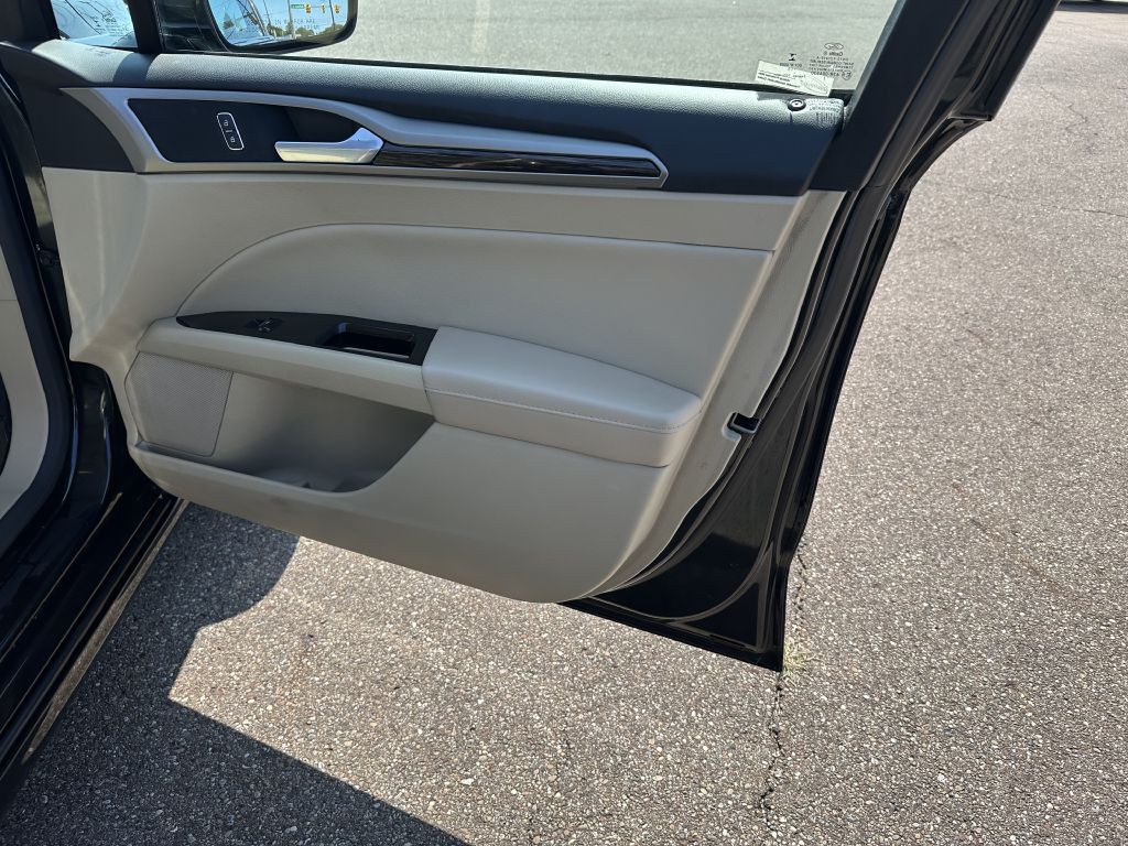 2013 Ford Fusion Image 25
