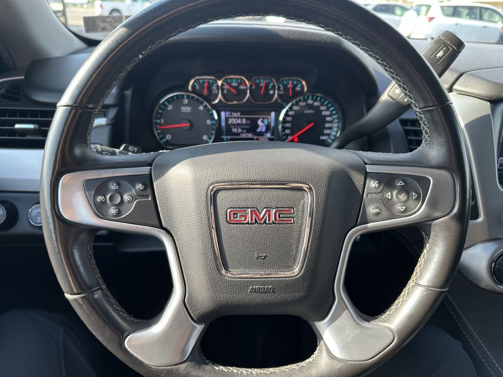 2017 GMC Yukon Image 10