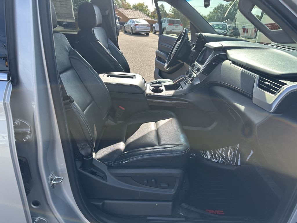 2017 GMC Yukon Image 27