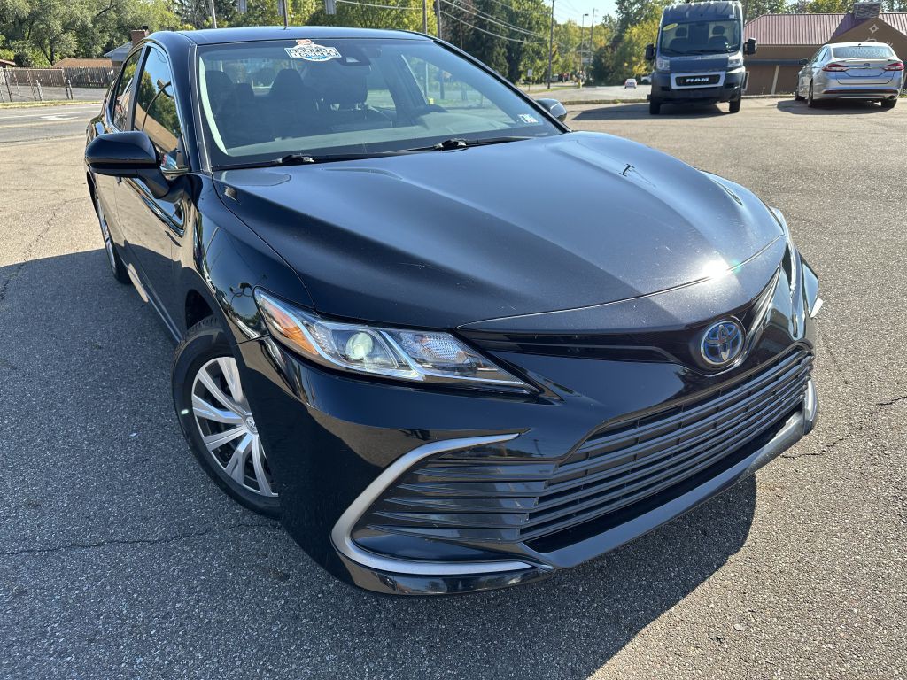 2023 Toyota Camry Image 1