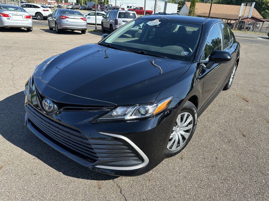 2023 Toyota Camry Image 2