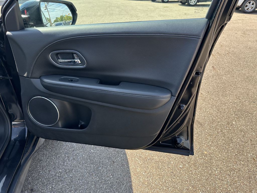 2017 Honda HR-V Image 28