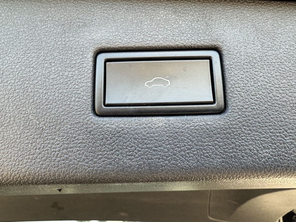 2019 Volkswagen Tiguan Image 17