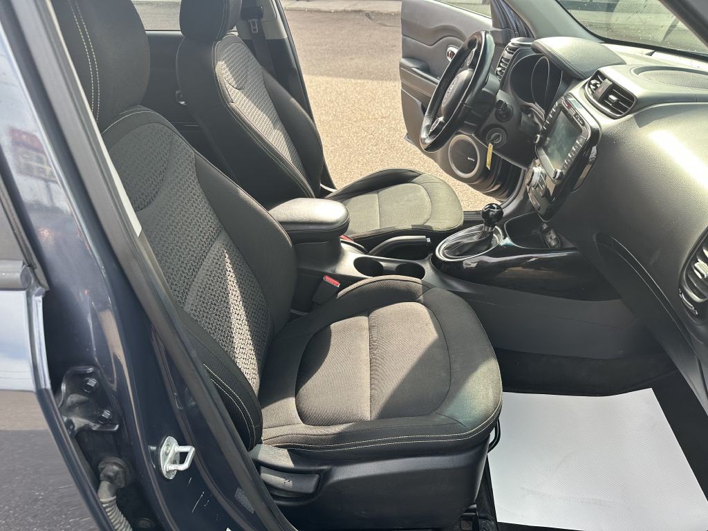 2015 Kia Soul Image 22